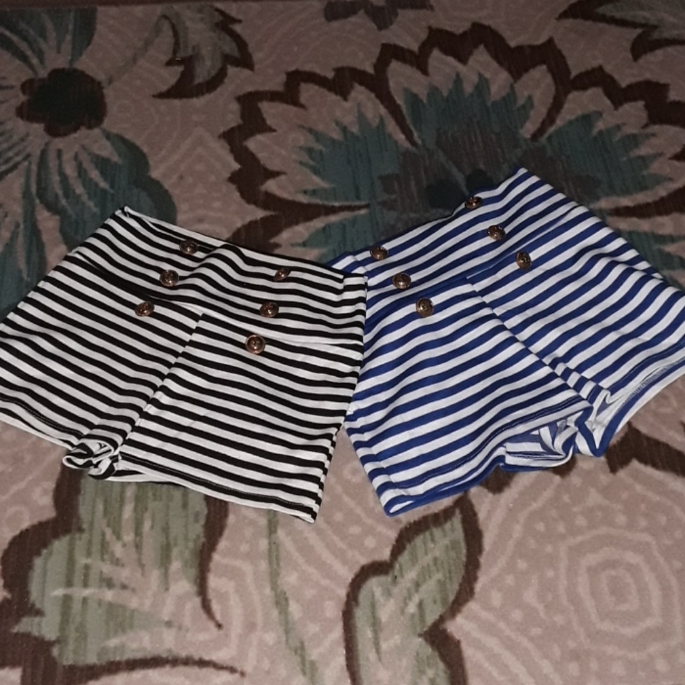 2 medium shorts